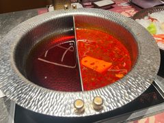 -牛YO寿喜烧·铁板烧和牛火锅自助(市府恒隆店)