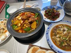 新疆大盘鸡-新疆巴州金丝特餐厅(大钟寺店)