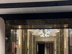 -万泊酒店(长沙五一广场国金中心店)