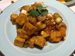-聚友斋(陶瓷琉璃馆水晶街店)
