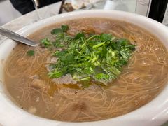 蚵仔大肠面线-光头匠