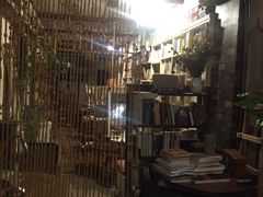 -斯多格书乡(北京大学畅春园店)
