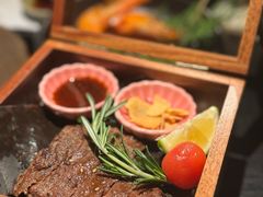 -花潮料理艺食馆(成都万象城店)