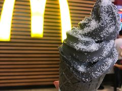 椰小灰-麦当劳(龙之梦购物中心店)