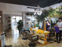 -明洞造型精品烫染