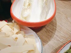 -彤德莱火锅(果园路店)