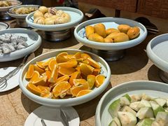 -大中华希尔顿酒店-念自助餐·嗨啤·小龙虾