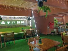 -Dragon Pizza•圆脸龙披萨·牛排餐厅
