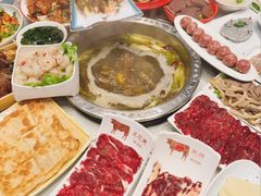 -乡土黄·鲜牛肉火锅·小龙虾(兴业街店)