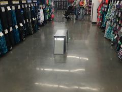 -迪卡侬(西华店)
