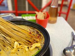 -钢管厂五区小郡肝串串香(蜀都万达店)