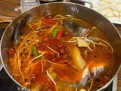 -苗家大院酸汤鱼(贵阳北站店)