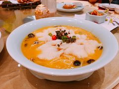 酸汤鱼片-御龙宴