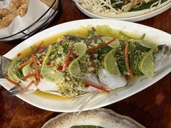 -Dang restaurant (patong phuket)