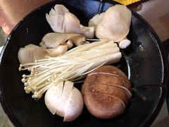 菌菇拼盘-丽江庭院之爱在路上(西单店)