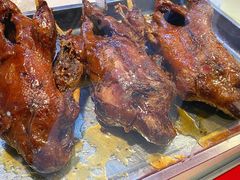 -王浩儿纪六孃甜皮鸭(凌云大厦店)