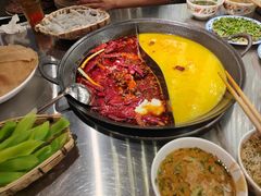 -朱光玉火锅馆·太原旗舰(钟楼街店)