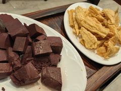 -九记路边鸡(滨江路店)