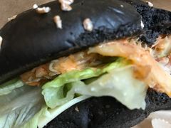 霆锋辣鸡腿堡-麦当劳(虹桥南丰城店)