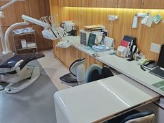 -上海仁爱医院口腔科 · 种植