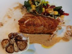 -MONICH牛排融合餐厅(和义大道购物中心店)