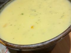 -Lia Cafe Bar Restaurant松山咖啡屋