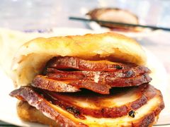 烧饼夹肘子-傅记酱肉