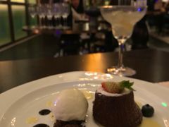 -卡佩罗意大利餐厅及酒吧Al Cappello Trattoria