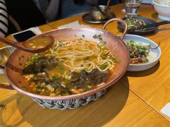 -SHAN山(前滩太古里店)