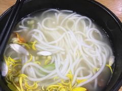 -桥香园云南过桥米线(金马碧鸡店)