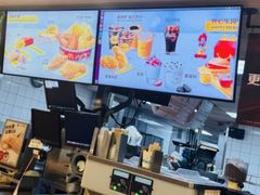 -麦当劳(长江西路得来速店)