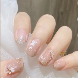 -悦指间美甲美睫