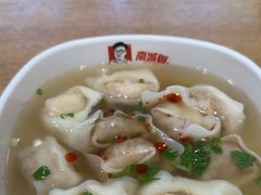 -南城香·饭香串香馄饨香(青年路店)