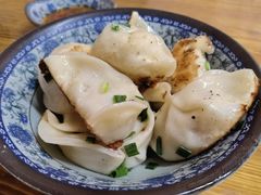 -无名氏宵夜小摊(祝家三姐妹馄饨店)