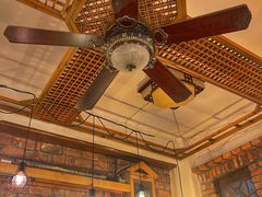 -西关84·History·Art·Cafe