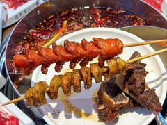 -来龍儿鲜切牛肉自助老火锅