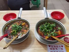 -铁锅哥米线