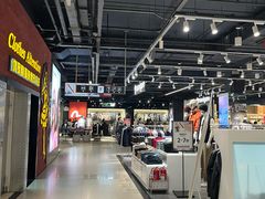 -燕莎奥特莱斯购物中心