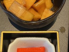 -铭牛烧肉·和牛海鲜自助(高新月牙湖店)