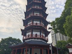 -绳金塔