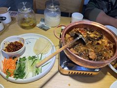 -关东小磨东北菜(上海长风大悦城店)