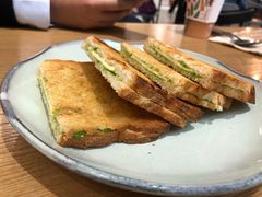 咖椰吐司-HELLO 27 意面·沙拉·帕尼尼