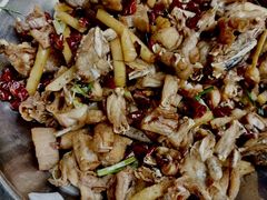 干锅牛蛙-馋嘴蛙火锅