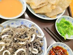 老北京爆肚-门框胡同百年卤煮(新街口店)