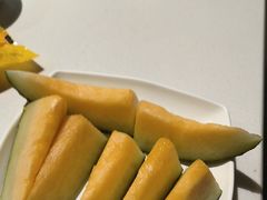 -海底捞火锅(威高广场店)