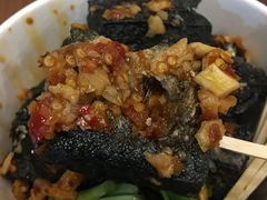 黑色经典臭豆腐-黑色经典臭豆腐·湖南特产(步行街店)