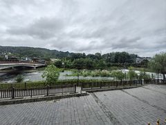 -老唐三下锅 ·张家界地标美食(溪布街店)