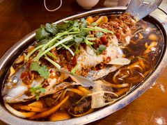 明炉跳水鱼-自游人·美食一楼·地道徽菜(三十年名店)