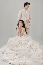 -现代经典婚纱摄影