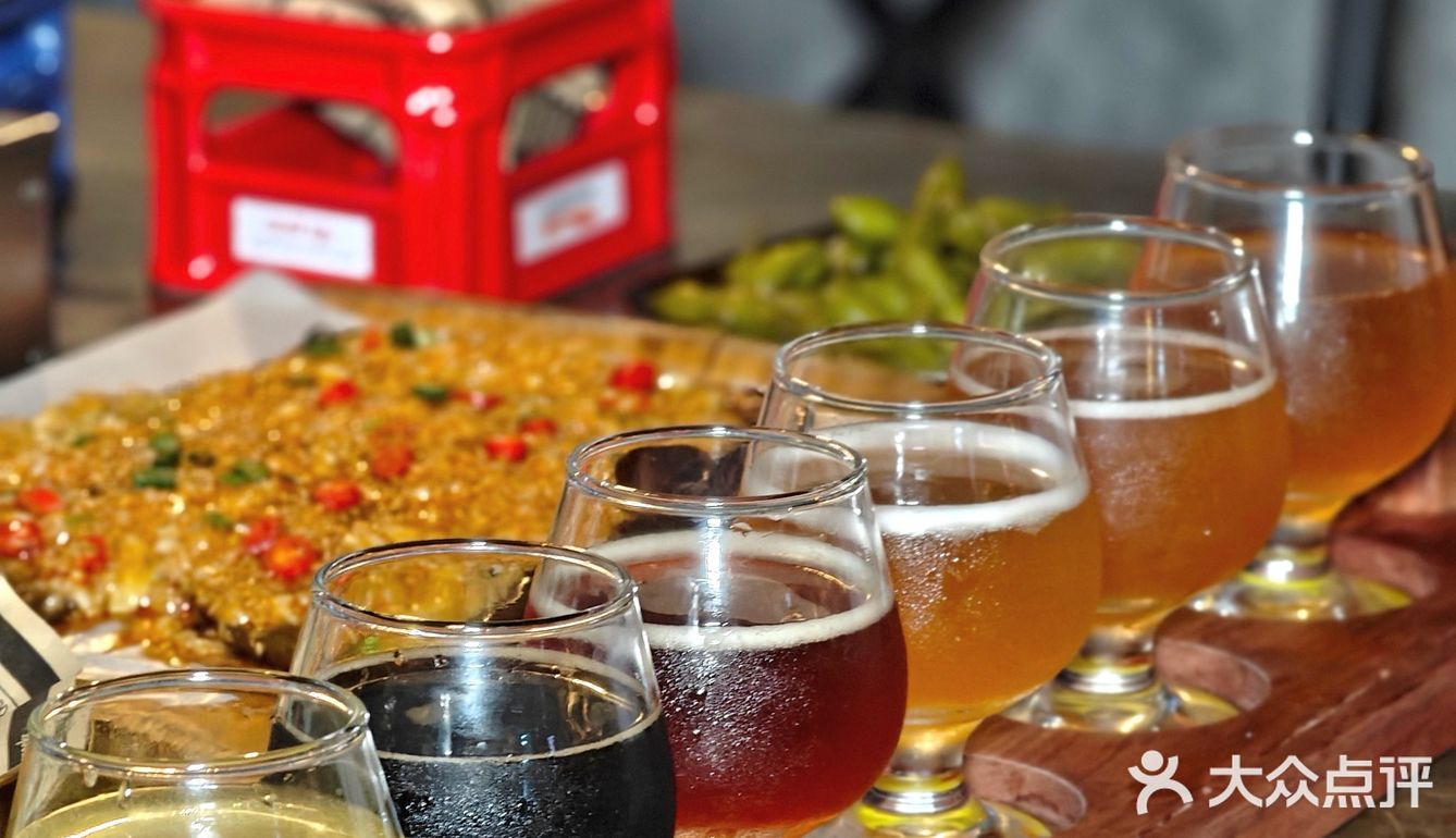 这家精酿烧烤真的很灵！